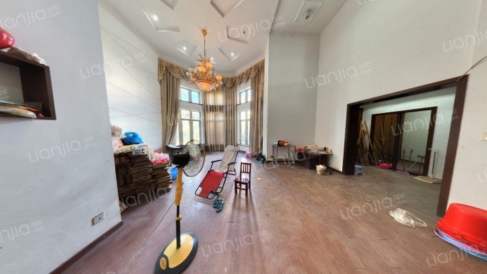 克拉水城二手房实景图