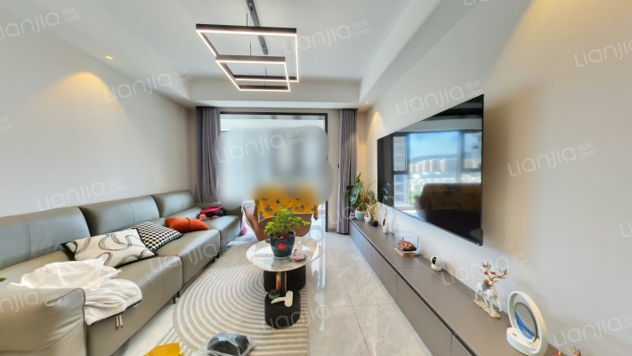 中建旭辉江上雅苑二手房实景图