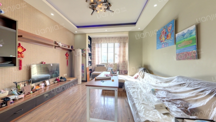 万华园二手房实景图