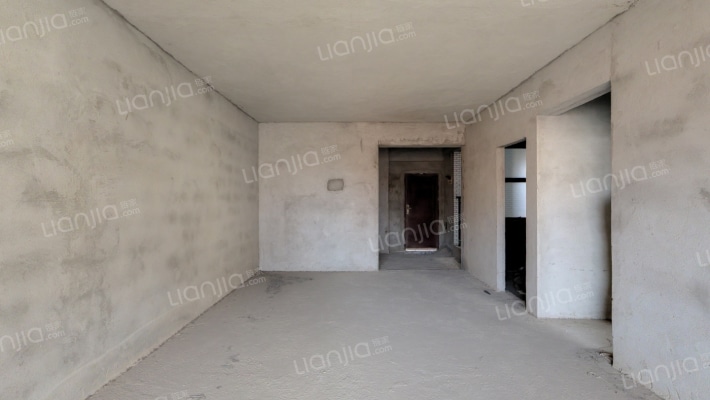 峰景雅居二手房实景图