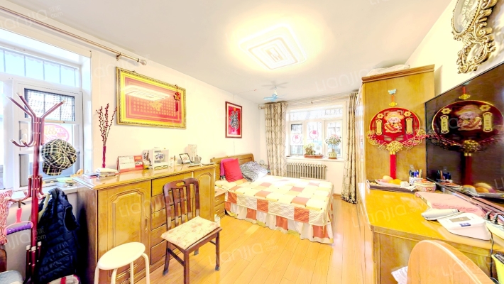 跃升里二手房实景图