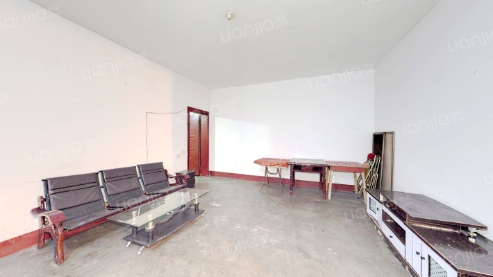 废旧物资市场宿舍二手房实景图