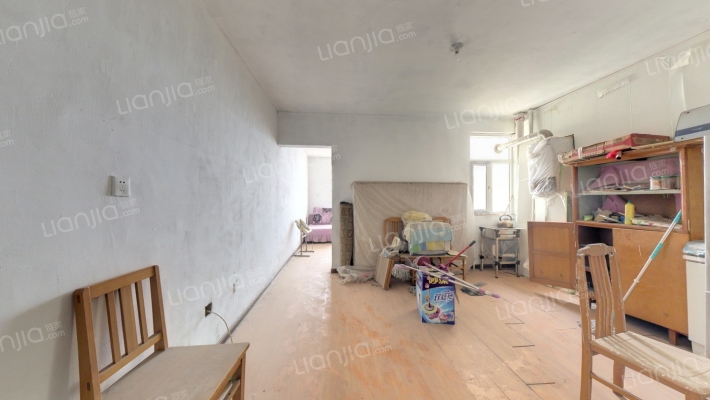 满五唯一  税费低  南向一居  主卧朝阳-客厅