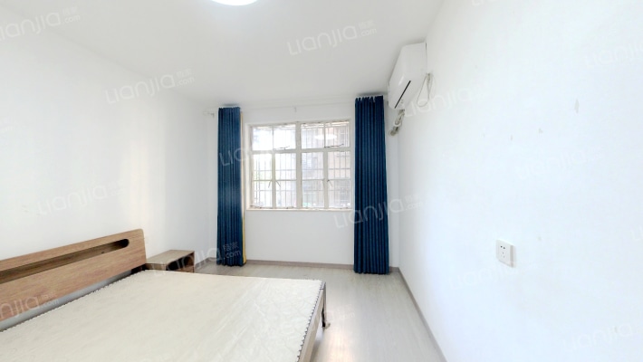 玛瑙路76号二手房实景图