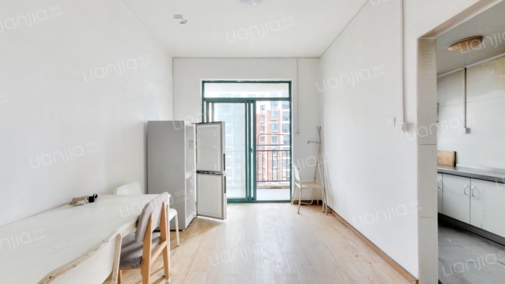 武铁佳苑东区二手房实景图