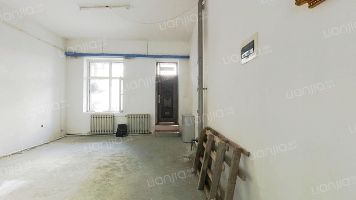 香滨名苑二手房实景图