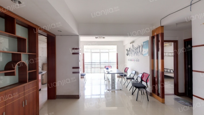 世贸西城二手房实景图