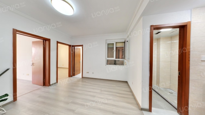 石埠湾花园云霞居二手房实景图