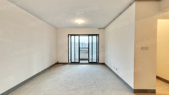 世茂君望墅二手房实景图