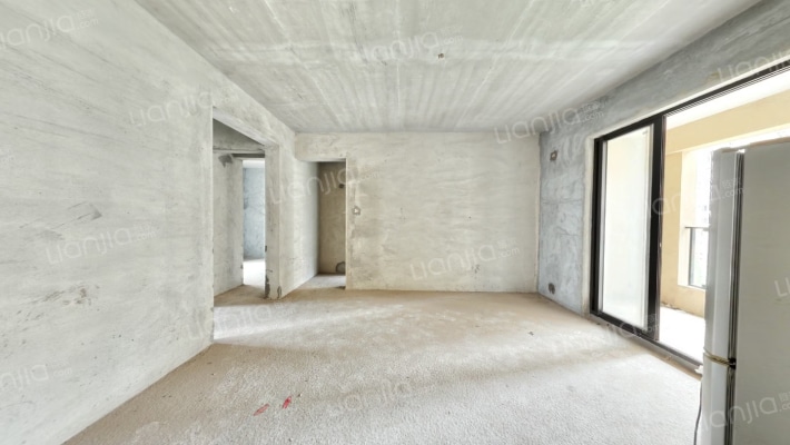 卓越东部蔚蓝海岸二期二手房实景图