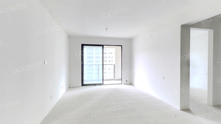 鹿屿华庭二手房实景图