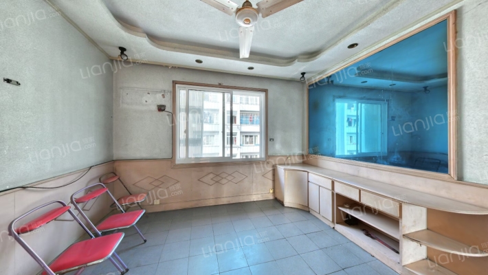 真合社区二手房实景图