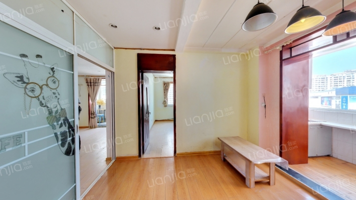 收获公寓二手房实景图