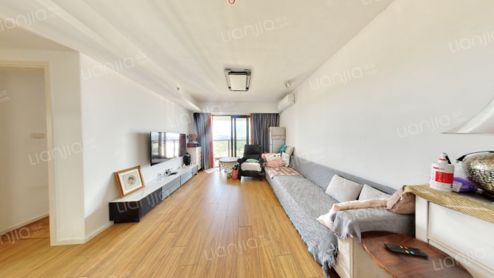 华润小径湾四期二手房实景图