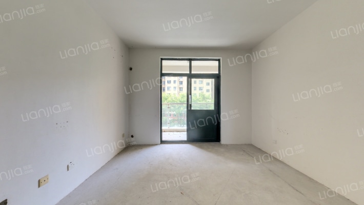 北上海花园B区二手房实景图