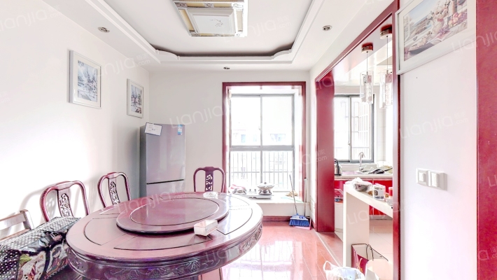 鸿泰苑五区二手房实景图