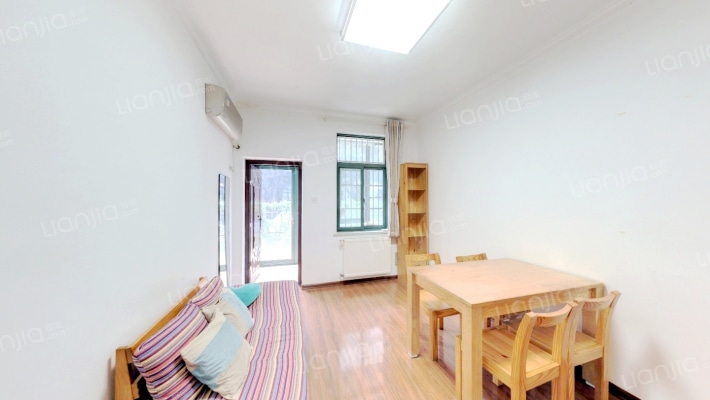 商务厅职工宿舍二手房实景图