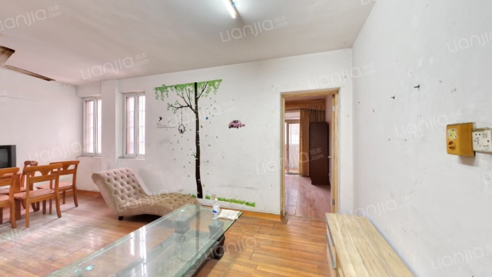 嘉景公寓二手房实景图