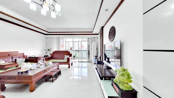 江畔豪庭二手房实景图