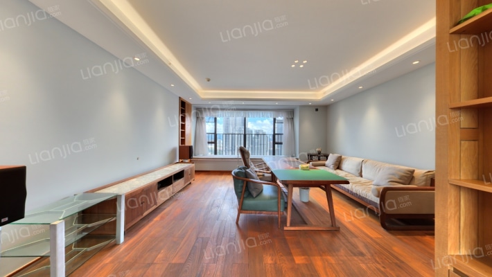 香山美墅·果岭二手房实景图