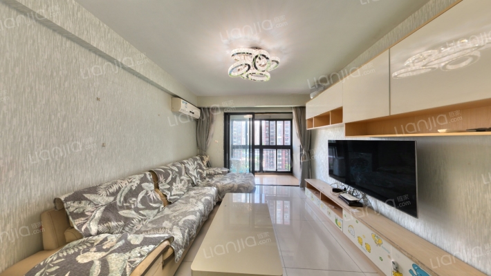 万科金域中央B区二手房实景图