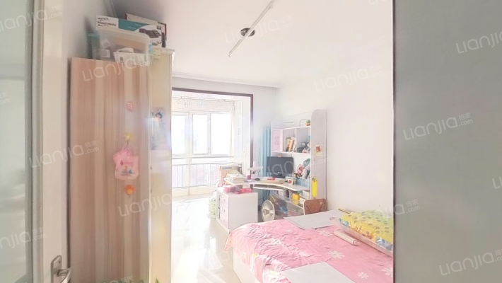 通胜德Ⅱ区二手房实景图