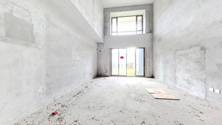 星河丹堤二手房实景图