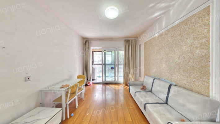 南山维拉二手房实景图