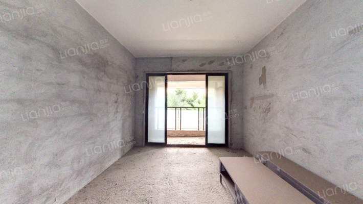 盈凯名邸二手房实景图