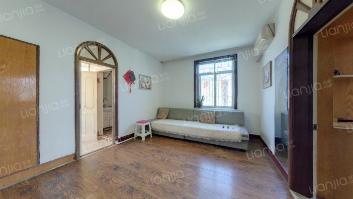 五中六高中散盘二手房实景图