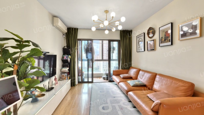 凯德都会新峰二手房实景图