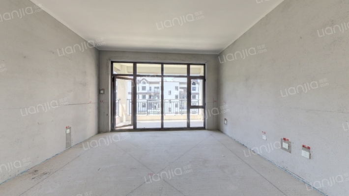 出售凤麟府南北通透三居双卫洋房 楼为好-客厅