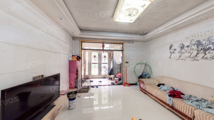 莱卡小镇北区二手房实景图