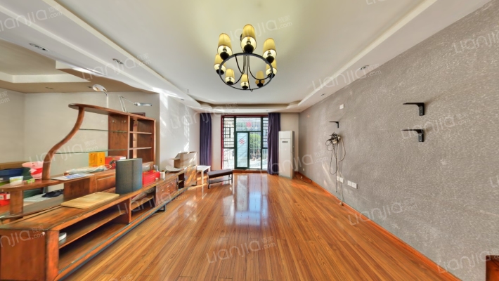 洪城·比华利二手房实景图