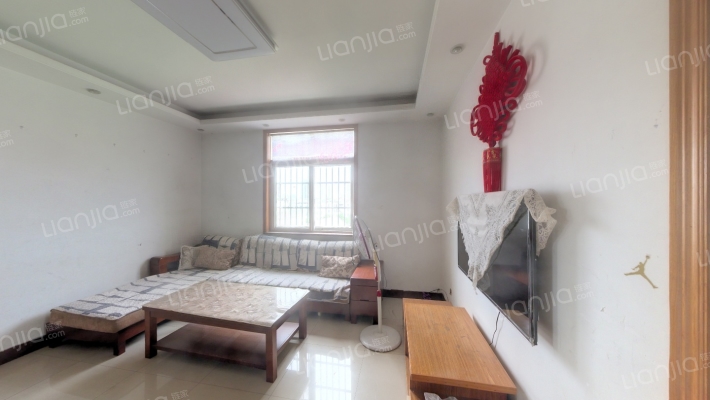 青春恢复楼二手房实景图