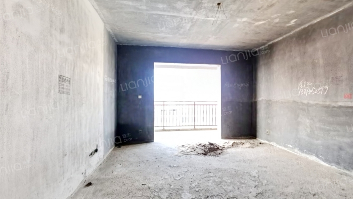 南湖嘉苑二手房实景图