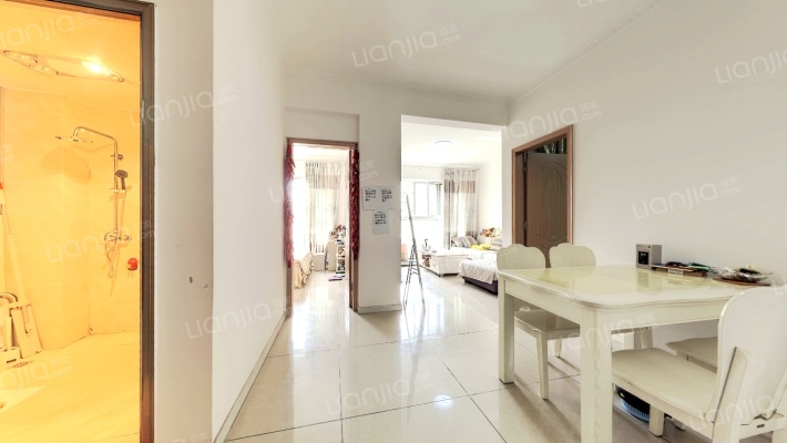 知汇华庭二手房实景图