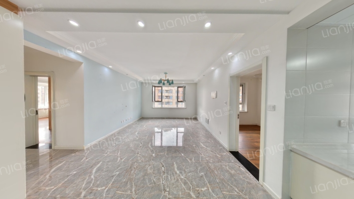 融创唐轩公馆二手房实景图