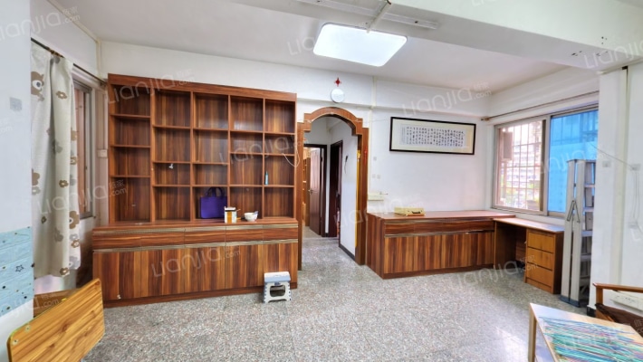 鸿福大厦二手房实景图