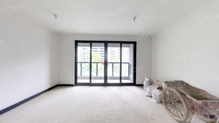 万和源花园二手房实景图