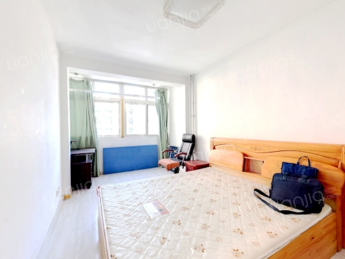 整租·江西路（市南东区） 2室1厅 东/西