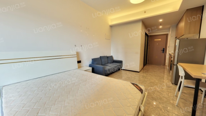 保利欢乐大都汇二手房实景图