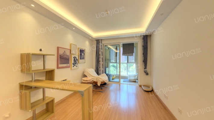 万科翡翠湾二手房实景图