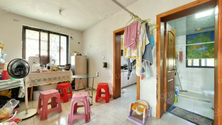 尹东九村（A区）二手房实景图