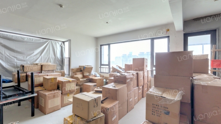 辽望大厦二手房实景图