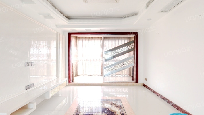 万豪花园二手房实景图