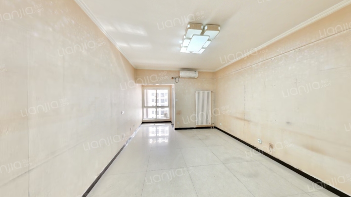 盛龙广场2号地二手房实景图