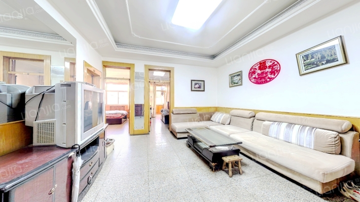 回收公司宿舍二手房实景图