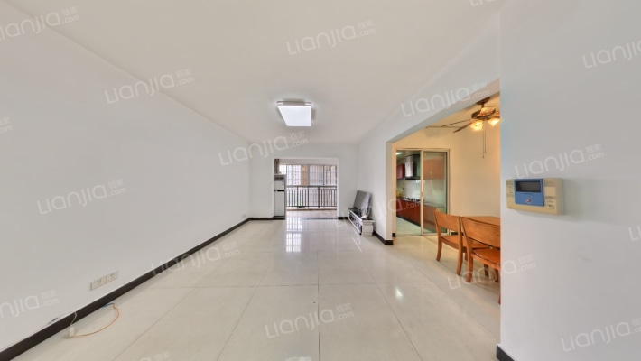 上河国际花园C区二手房实景图