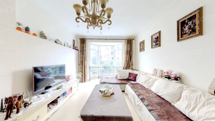 四季春天二手房实景图